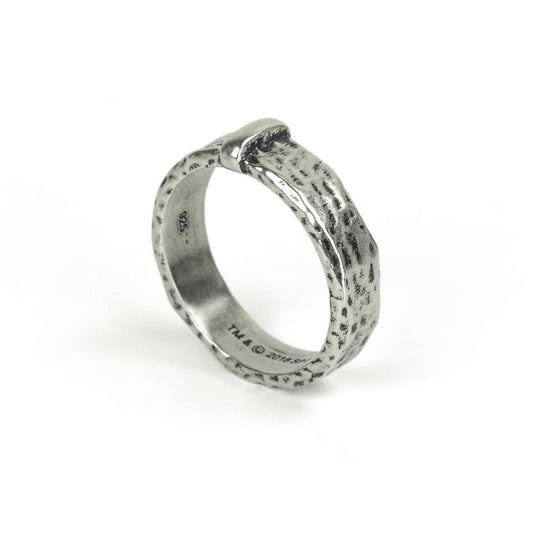 Stainless Steel Replica of Claire's Wedding Ring from Jamie as seen in Outlander